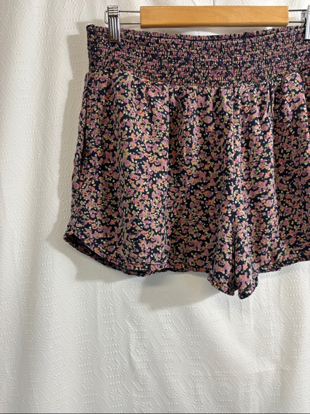 PRANA | Women’s Teletropics Floral Short with Pockets | - Picture 3 of 6